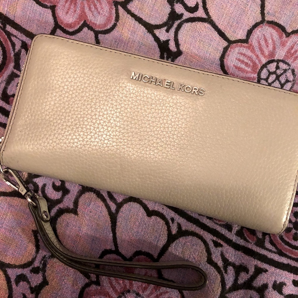Michael Kors Pebbled Leather Large Wallet